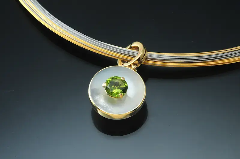 mother-of-pearl pearl and peridot necklace